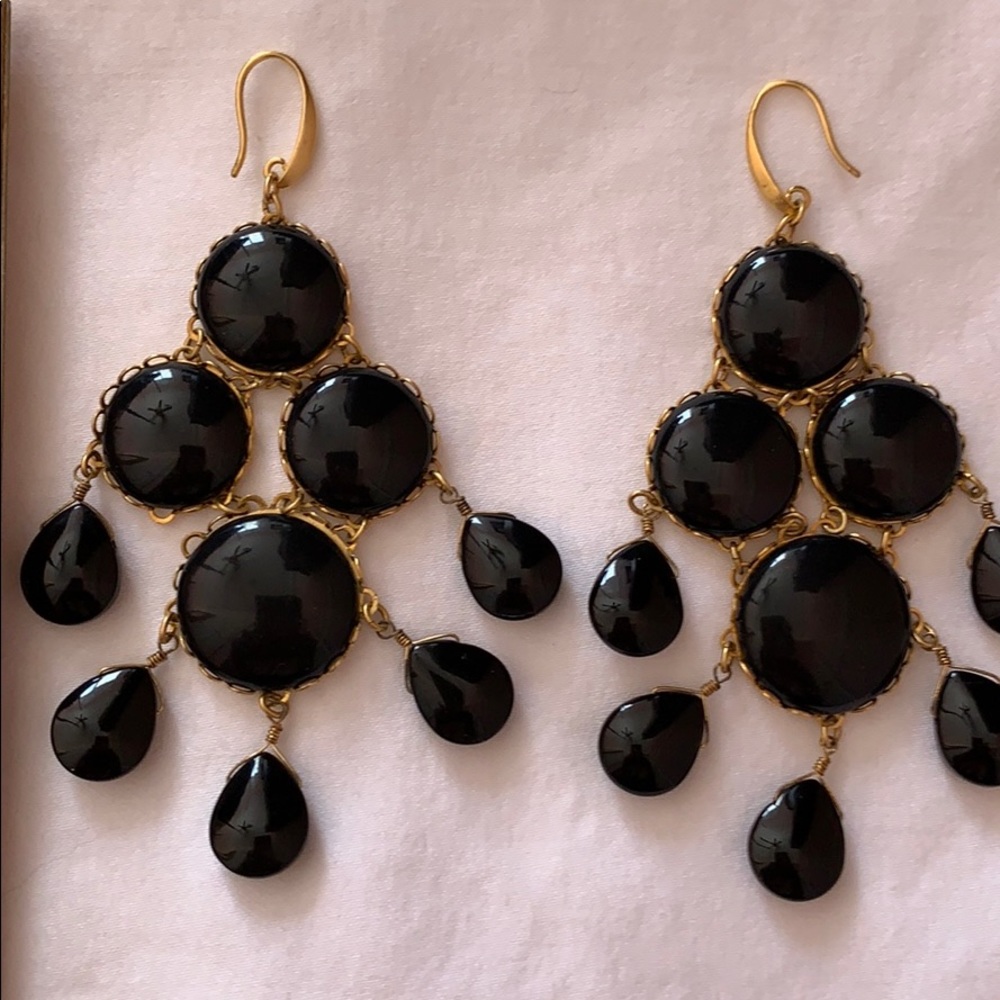 Dramatic Black Dangle Earrings - image 2